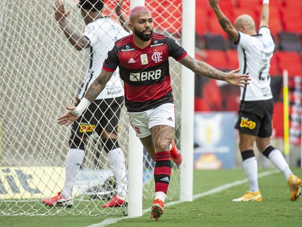 Inter y Flamengo mantienen su pulso en la recta final de la liga brasileña