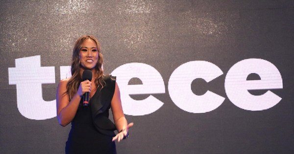 La Nación / “Soy una agradecida a la gente porque me acompaña siempre”