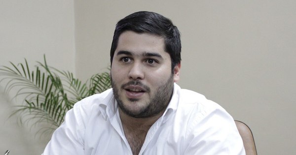 La Nación / Exigen a Lanzoni aclarar uso de G. 90 mil millones