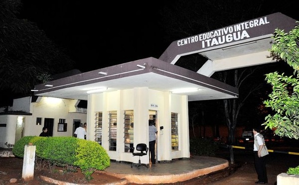 Amotinamiento de internos en Centro Educativo de Itauguá
