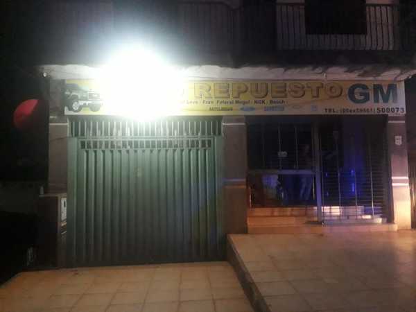 Bandidos ingresaron para robar y se encontraron con una caja fuerte vacía