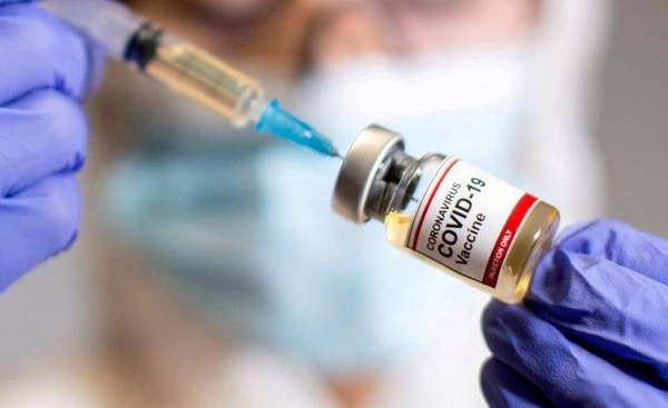 HOY / Unión Europea acelerará la autorización de las vacunas adaptadas para las mutaciones del coronavirus