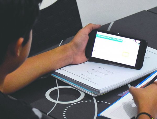 COLEGIOS PRIVADOS INICIAN CLASES CON 6.000 ALUMNOS MENOS