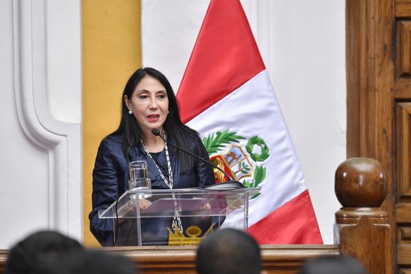 Dimite la canciller de Perú por escándalo de vacunación - ADN Digital