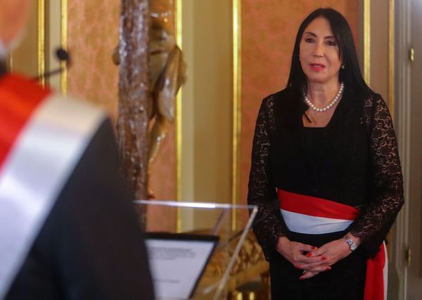 Escándalo en Perú por irregular aplicación de vacunas a altos funcionarios - Mundo - ABC Color