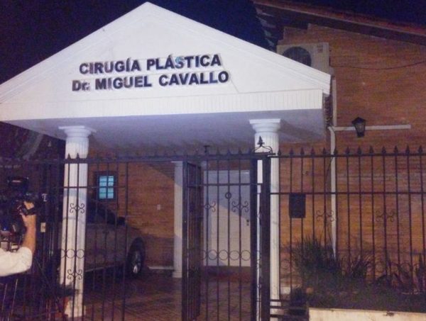 Víctima de cirujano imputado por homicidio culposo cuenta su mala experiencia · Radio Monumental 1080 AM