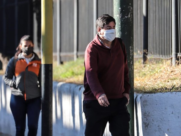 Usar tapabocas doble aumenta la inmunidad