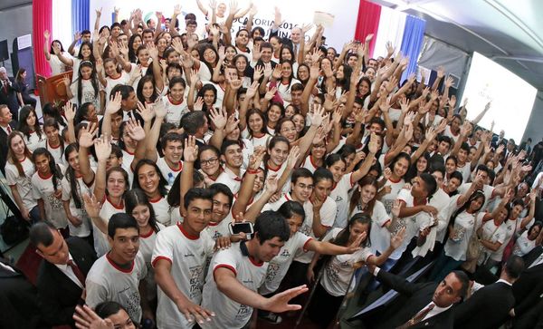 Convocatoria 2021 de becas Itaipú-BECAL saldrá en marzo