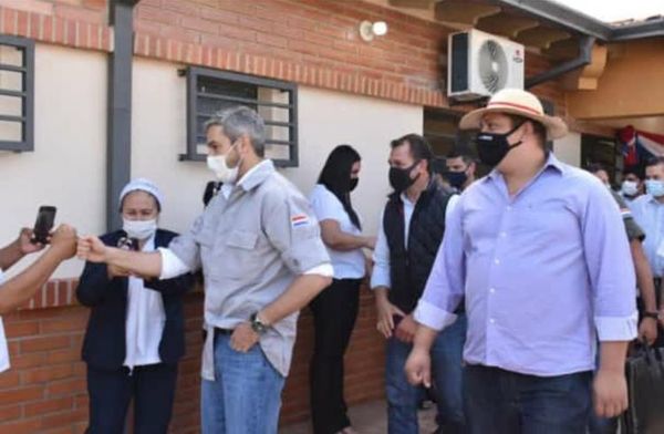 Marito elogia su administración y critica a modelo bolivariano de producción