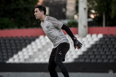 El reconocimiento de Libertad a Silva por ser el de 'más atajadas' en Copa