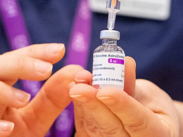 OMS aprueba uso de emergencia de vacuna anti-Covid de AstraZeneca
