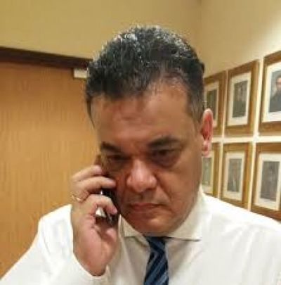 Se retrasa llegada de Robert Acevedo al Ineram por desperfecto en la ambulancia