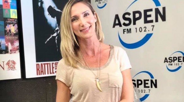 Conductora de tv acusa presión oficial por su postura a favor de escrache - ADN Digital
