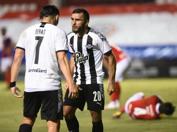 Libertad remonta y derrota al Ciclón