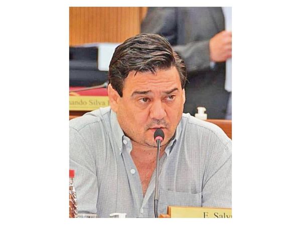 Buzarquis apuesta a línea de unidad y fortalecer oposición