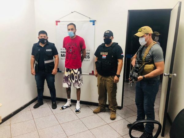 Brasileño detenido en San Bernardino tenía identidad falsa y era buscado por tráfico de drogas y asociación criminal | Ñanduti