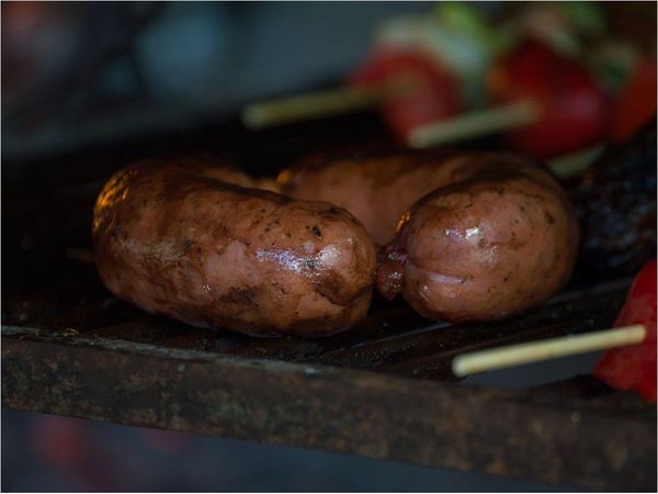 Se atragantó con un chorizo y murió asfixiado