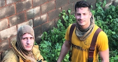 El bombero sexy fue suspendido por mostrar los abdominales en un programa