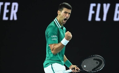 HOY / Djokovic medirá a la revelación Karatsev por un lugar en la gran final