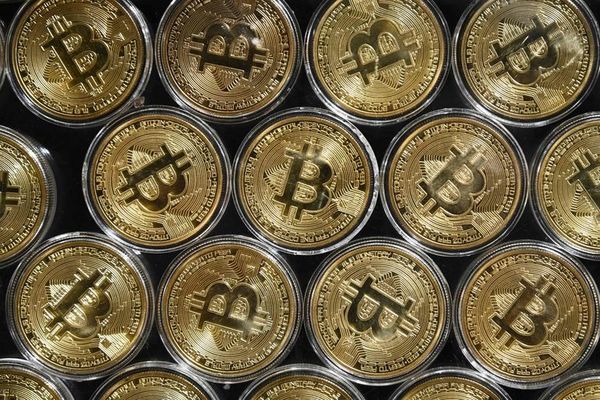 El bitcóin supera por primera vez los 50.000 dólares - Mundo - ABC Color
