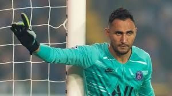 La peor noticia para Keylor Navas: el arquero que busca Pochettino para PSG