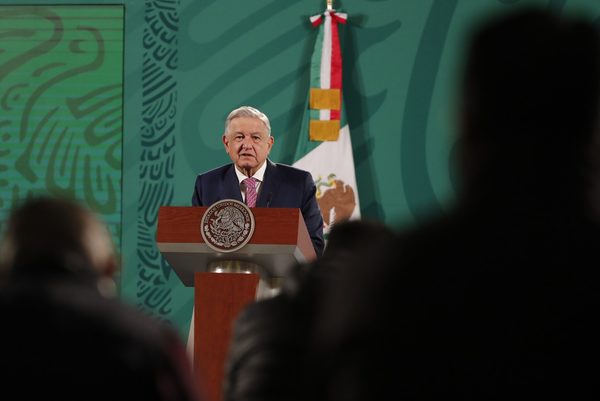 López Obrador reivindica la autosuficiencia energética tras apagón en México - MarketData