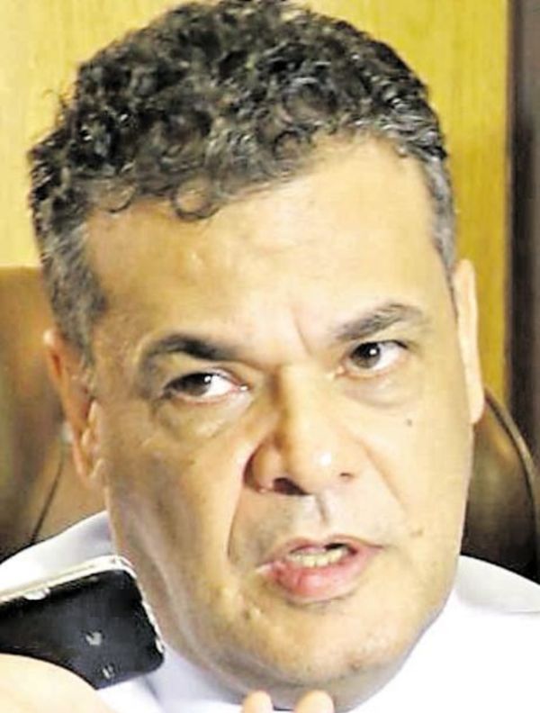 Terapista aprovechó desperfecto de ambulancia para intubar a Acevedo - Nacionales - ABC Color