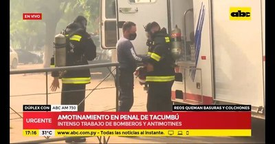 Vuelven incidentes en el Penal de Tacumbú y se aprecian columnas de humo - Nacionales - ABC Color