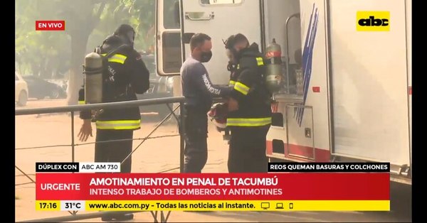 Vuelven incidentes en el Penal de Tacumbú y se aprecian columnas de humo - Nacionales - ABC Color