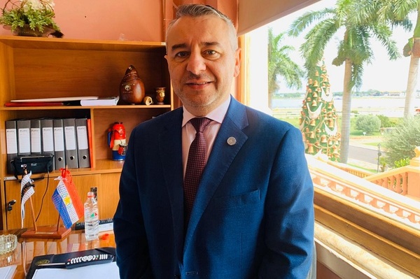Daniel Centurión pidió volver a la Junta Municipal