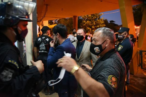 Con la llegada de ministra de Justicia, arranca negociación para liberación de rehenes - Nacionales - ABC Color