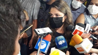 HOY / Tras dialogar con reos, ministra de Justicia confirma principio de acuerdo: "Hay una calma"
