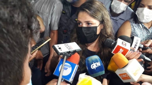HOY / Tras dialogar con reos, ministra de Justicia confirma principio de acuerdo: "Hay una calma"