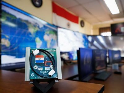 Paraguay se abre al desarrollo tecnológico con lanzamiento de primer satélite