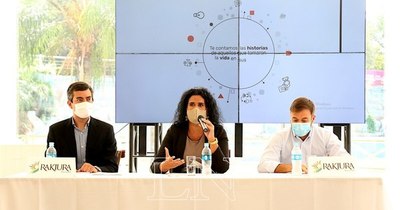 La Nación / Lanzan el libro “100 emprendedores”