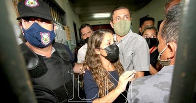 La Nación / Amotinamiento con trasfondo oscuro en el penal de Tacumbú