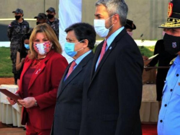 Ministra de la Mujer hará un acto para condecorar a Abdo
