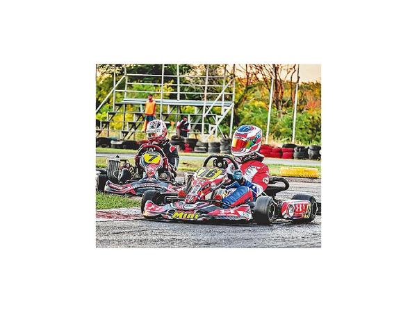 El kárting acelera este finde en el Parque de la Velocidad