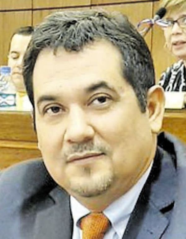 Arévalo buscaría cargo para dejar su candidatura - Nacionales - ABC Color