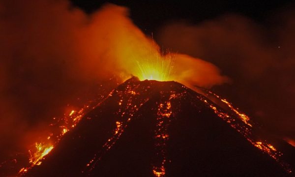 Espectacular despertar del Etna tras 9 años