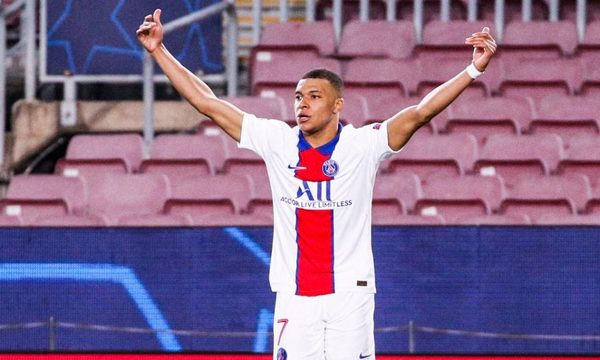 Con un excepcional Mbappé, PSG golea a domicilio al Barcelona