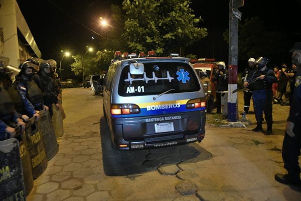 La Policía difunde nueva lista oficial de fallecidos en Tacumbú - Nacionales - ABC Color