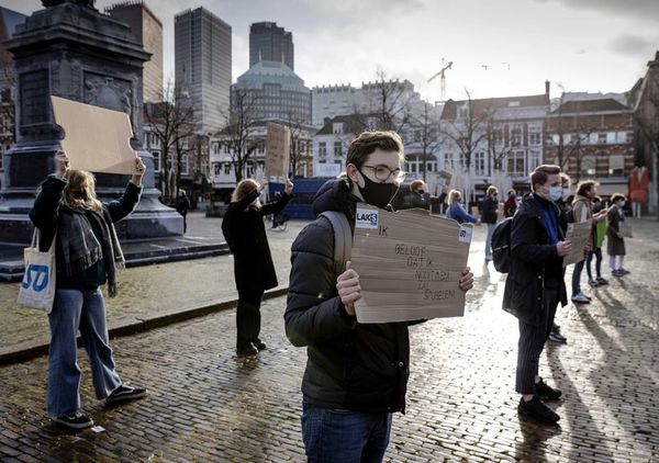 Caen los contagios de covid en el mundo, crece hartazgo en Europa por las medidas - Mundo - ABC Color