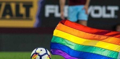 HOY / Más de 800 futbolistas alemanes ofrecen contención a compañeros homosexuales
