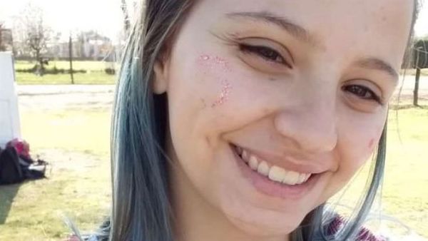 "Ni una menos": quién era Úrsula Bahillo, la joven asesinada a puñaladas por su exnovio policía