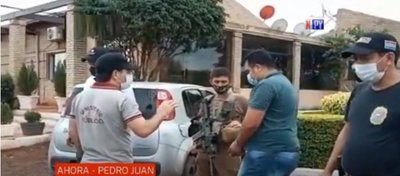 Detienen a pareja supuesta distribuidora de droga en universidad | Noticias Paraguay