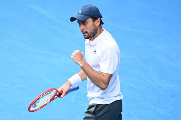 Djokovic-Karatsev y las ’semis’ femeninas, el jueves en Australia - Tenis - ABC Color