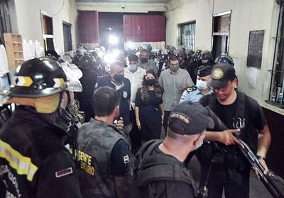 Confirman 7 muertos durante motín en Tacumbú - Noticiero Paraguay