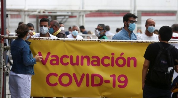 MUNDO | Argentina recibe nuevo lote de vacunas y comienza la aplicación en mayores de 70