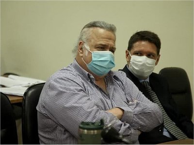 Juicio a Óscar González Daher y su hijo otra vez queda postergado